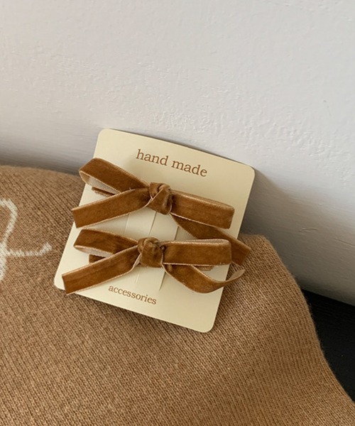 Nia（ニア）の「Nia(ニア)/【フレンチガーリーな雰囲気に】バレエコア　2set ベロアリボンヘアピン（ヘアピン・レディース・パープル/アイボリー/グリーン/ブラック/ピンク/ブラウン・FREE）」の3枚目の写真