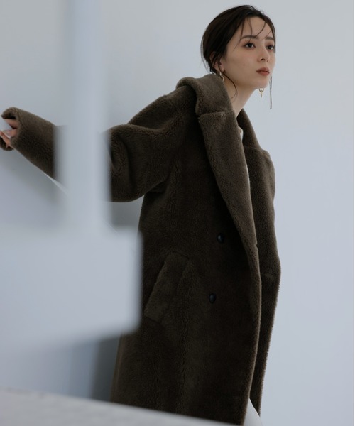 anuans（アニュアンス）の「ウールブレンドボアダブルロングコート（ステンカラーコート・レディース・アイボリー/カーキ・FREE）」の6枚目の写真