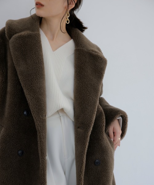 anuans（アニュアンス）の「ウールブレンドボアダブルロングコート（ステンカラーコート・レディース・アイボリー/カーキ・FREE）」の4枚目の写真