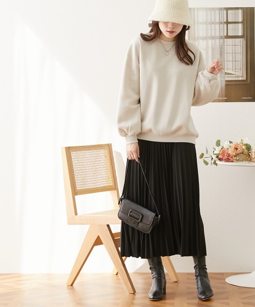 nissen（ニッセン）の「【販売終了】裏起毛ボリューム袖トレーナー（スウェット・レディース・アイボリー/ブルー/杢グレー/ピンク/ブラック/ネイビー/ベージュ・LL/L/M/S）」の17枚目の写真