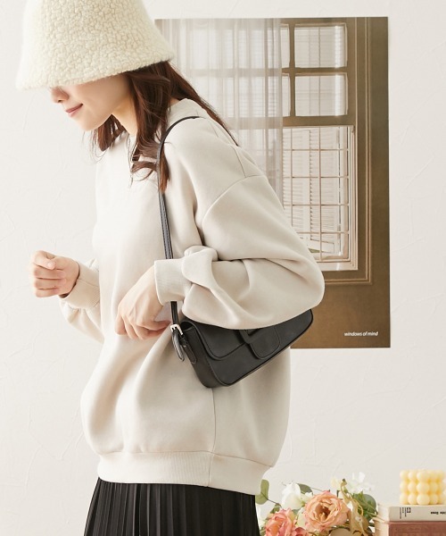 nissen（ニッセン）の「【販売終了】裏起毛ボリューム袖トレーナー（スウェット・レディース・アイボリー/ブルー/杢グレー/ピンク/ブラック/ネイビー/ベージュ・LL/L/M/S）」の18枚目の写真