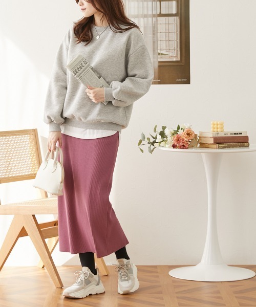 nissen（ニッセン）の「【販売終了】裏起毛ボリューム袖トレーナー（スウェット・レディース・アイボリー/ブルー/杢グレー/ピンク/ブラック/ネイビー/ベージュ・LL/L/M/S）」の8枚目の写真