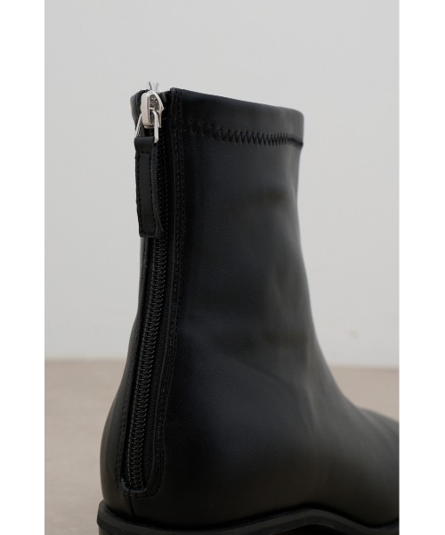 AZUL by moussy（アズールバイマウジー）の「サークルシェイプローヒールブーツ（ブーツ・レディース・アイボリー/ブラック・MEDIUM/SMALL/LARGE）」の19枚目の写真