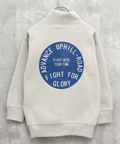 THE CASUAL（カジュアル）の「裏起毛　ワイドシルエット　タートルネックトレーナー（スウェット・キッズ・グレー系3/杢グレー/グレー系/グレー系4/ブラック系/ブラック/ベージュ/グレー系2/グレイッシュベージュ/ベージュ系/オートミール/ダークグリーン/ブラウン系/ベージュ系1/ネイビー/グレー系1・150cm/160cm/130cm/140cm/110cm/120cm）」の13枚目の写真