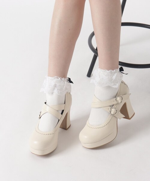 cs T&P(シーエスティーアンドピー)の「厚底チャンキーヒールパンプス(パンプス・レディース・ブラック/アイボリー/レッド系1/ブラック系1・L/LL/S/M)」の21枚目の写真