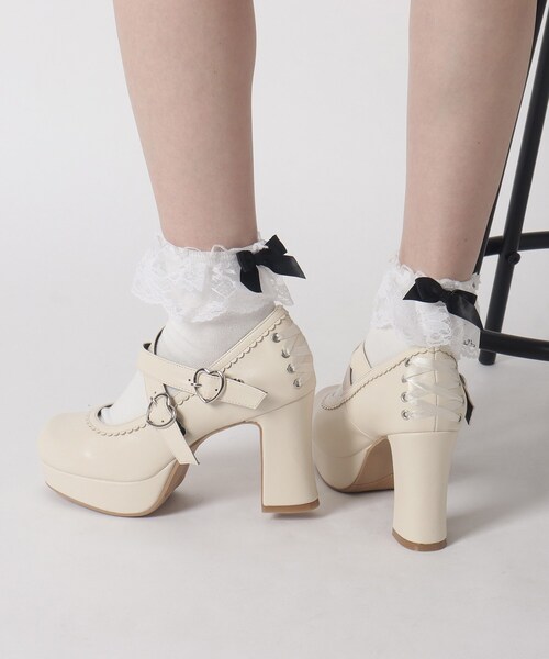 cs T&P(シーエスティーアンドピー)の「厚底チャンキーヒールパンプス(パンプス・レディース・ブラック/アイボリー/レッド系1/ブラック系1・L/LL/S/M)」の2枚目の写真