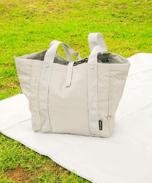 EKAL(エカル)の「TINY GARDEN PRODUCTS パッカブルクールバッグ(トートバッグ・レディース・ゴールド系その他/ブラック系その他/グレー/カーキ・ONE)」の1枚目の写真