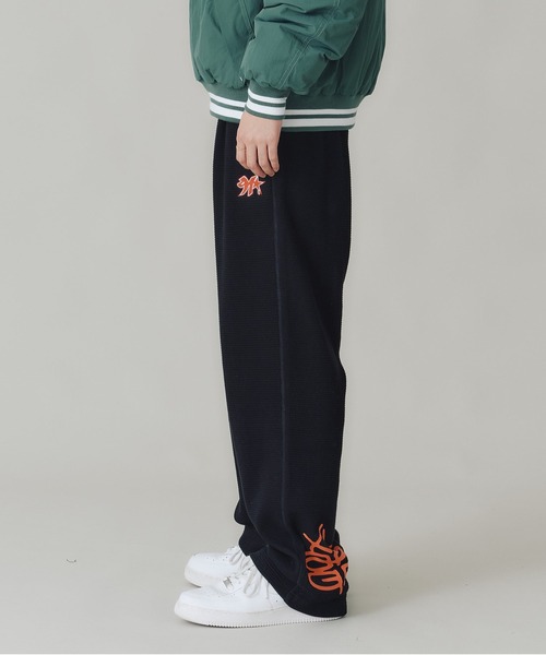 XLARGE（エクストララージ）の「【販売停止】GRAFFITI KIDS THERMAL PANTS（その他パンツ・メンズ・ネイビー/アッシュ/ブラック・S/M/L/XL）」の7枚目の写真