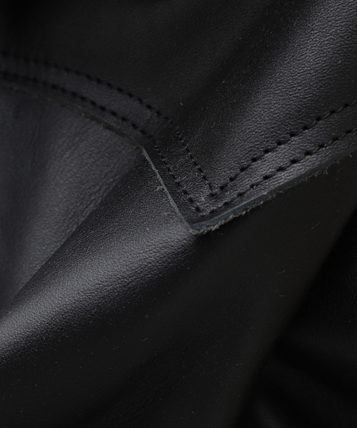 Rocky Mountain FeatherBed(ロッキー マウンテン フェザーベッド)の「【Rocky Mountain Featherbed】LEATHER CHRISTY VEST(ダウンベスト・メンズ・ブラック/ブラウン系その他・38/46/42)」の18枚目の写真