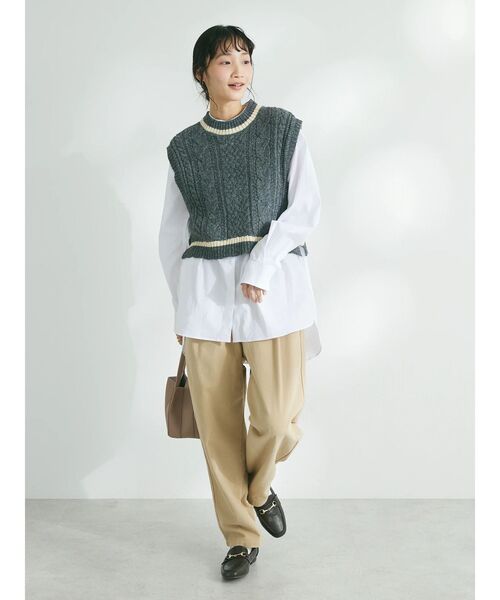 CRAFT STANDARD BOUTIQUE（クラフトスタンダードブティック）の「2WAYケーブルニットベスト（ベスト・レディース・ベージュ/ブラック/グレー/アイボリー・FREE）」の10枚目の写真