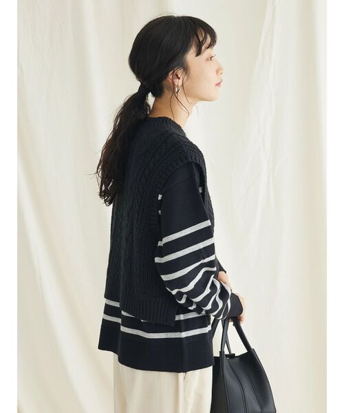 CRAFT STANDARD BOUTIQUE（クラフトスタンダードブティック）の「2WAYケーブルニットベスト（ベスト・レディース・ベージュ/ブラック/グレー/アイボリー・FREE）」の17枚目の写真