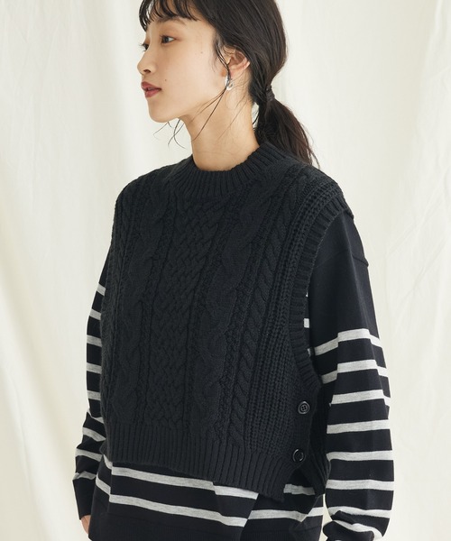 CRAFT STANDARD BOUTIQUE（クラフトスタンダードブティック）の「2WAYケーブルニットベスト（ベスト・レディース・ベージュ/ブラック/グレー/アイボリー・FREE）」の3枚目の写真