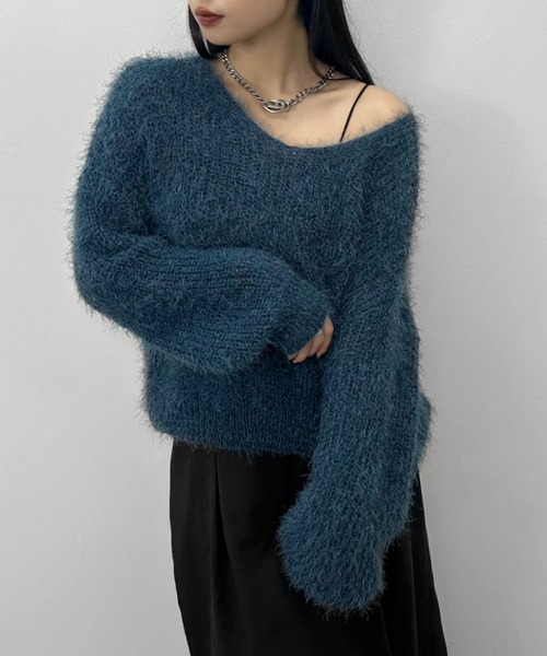 LVEU.(ラブユ.)の「【LVEU.】ワイドネックシャギープルオーバー / トップス カットソー ニット シャギー 起毛 ワイドネック Uネック ブラック ネイビー チャコール グレー(ニット/セーター・レディース・ブラック/ブルー/チャコールグレー・FREE)」の14枚目の写真