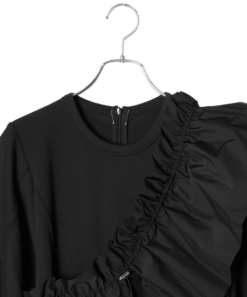 ADAM ET ROPE'（アダムエロペ）の「【サステナブル】ラッフルスカーフコンビワンピース（ワンピース・レディース・キナリ/ブラック・FREE）」の21枚目の写真