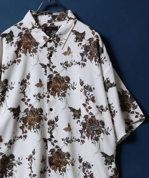 ANPAS(アンパス)の「Georgette Total Pattern Print Big Silhouette Thickness Shirt/ジョーゼット 総柄プリント ビッグシルエット とろみシャツ セットアップ対応(シャツ/ブラウス・メンズ・ブラック系その他3/ホワイト系その他4/ワイン/ブラウン系その他/ブラック/ホワイト系その他2/ブルー/ホワイト×ブラック/ホワイト系その他5/アイボリー/ブラック系その他7/ホワイト系その他/ブラウン系その他3/ブラック系その他6/ブラック系その他4/ホワイト系その他3/ブラウン/ホワイト/ブラック×ブラック/ブラウン系その他2/ブラック系その他5/ベージュ/ブラック系その他/ブラック系その他2/ベージュ系その他/ホワイト系その他6/ブラック系/ブラック系1/ブラック系2/ブラウン系その他4・L/M)」の3枚目の写真