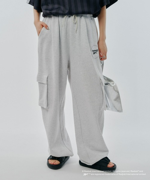 Reebok（リーボック）の「【Reebok別注】裏毛カーゴオーバーパンツ（スウェットパンツ・メンズ・グレー/チャコールグレー・LARGE/MEDIUM）」の14枚目の写真