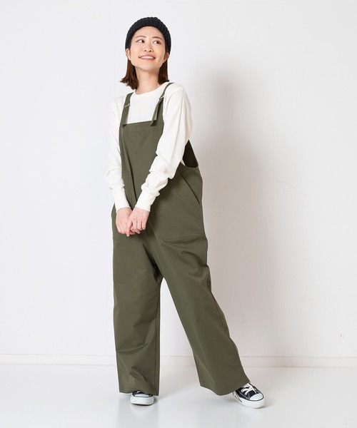 OUTDOOR PRODUCTS(アウトドアプロダクツ)の「【OUTDOOR PRODUCTS/アウトドアプロダクツ】 ワイドシルエット ベイカーサロペット(サロペット/オーバーオール・レディース・アイボリー/カーキ/ブラック・FREE)」の1枚目の写真