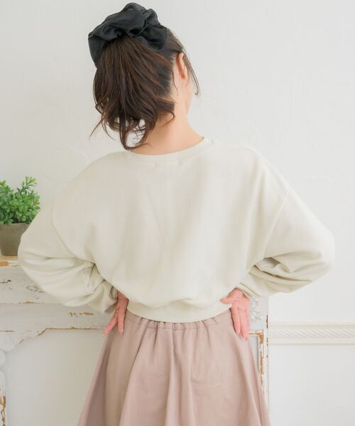 ems excite（エムズエキサイト）の「フレンチロゴ刺繍トレーナー（スウェット・レディース・オフホワイト/ピンク/ブルー・FREE）」の18枚目の写真