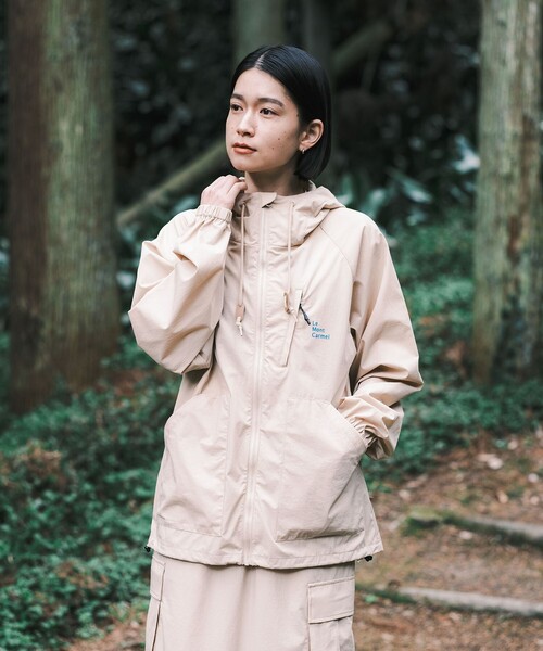 SHARE PARK(シェアパーク)の「【撥水・UVカット・ストレッチ・軽量 】パッカブルマウンテンパーカー(Mサイズ)(マウンテンパーカー・レディース・ベージュ系/ブラック系・MEDIUM)」の3枚目の写真