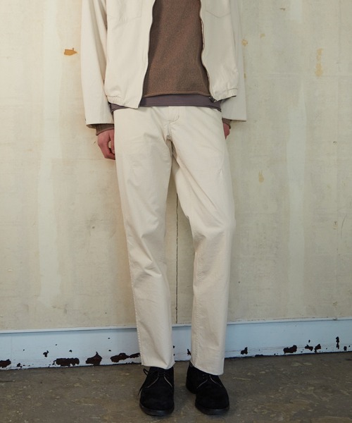 NUMBER (N)INE(ナンバーナイン)の「NUMBER (N)INE/ナンバーナイン CHAIN STITCH LOGO SLIM TAPERED WORK PANTS(チノパンツ・メンズ・ブラック/アイボリー・4/3/2)」の1枚目の写真