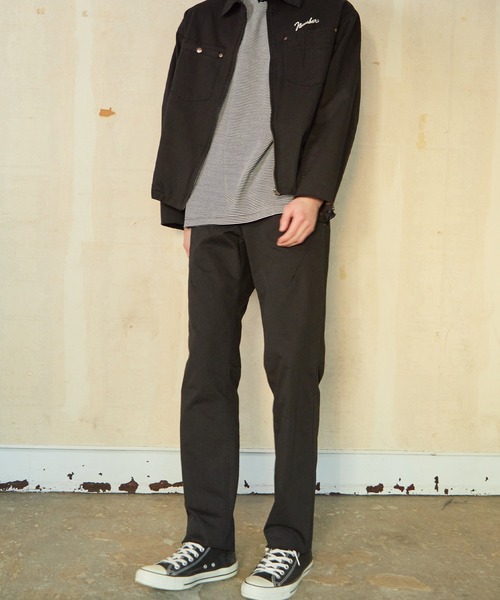 NUMBER (N)INE(ナンバーナイン)の「NUMBER (N)INE/ナンバーナイン CHAIN STITCH LOGO SLIM TAPERED WORK PANTS(チノパンツ・メンズ・ブラック/アイボリー・4/3/2)」の2枚目の写真
