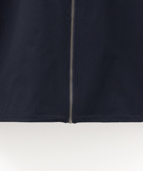 NAVY(ネイビー)の「NAVY FIT サッカーストレッチリブブルゾン(ブルゾン・メンズ・ネイビー/ブラック・S/M/L/XL)」の6枚目の写真