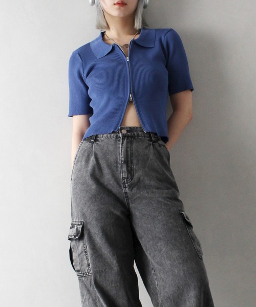 SpRay（スプレイ）の「リブダブルファスナークロップド丈トップス（Tシャツ/カットソー・レディース・グレー/ブラック/アイボリー/ブルー・FREE）」の9枚目の写真