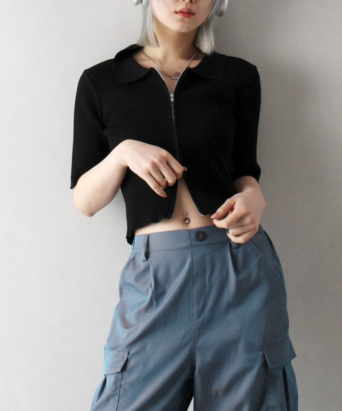 SpRay（スプレイ）の「リブダブルファスナークロップド丈トップス（Tシャツ/カットソー・レディース・グレー/ブラック/アイボリー/ブルー・FREE）」の12枚目の写真