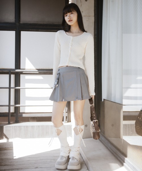 SLY（スライ）の「BUMPY CUT JQ C/D バンピー カット ジャガード カーディガン（カーディガン/ボレロ・レディース・ブラック/アイボリー/ブルー/ライトイエロー・FREE）」の16枚目の写真