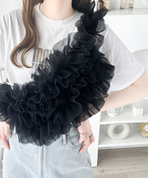 mily bilet（ミウィビレット）の「【mily bilet】大胆なフリルが大人可愛い。チュール使いフリルバッグ（ショルダーバッグ・レディース・アイボリー/ブラック・ONE SIZE）」の18枚目の写真