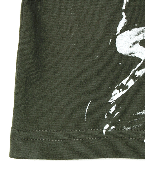 JOEY HYSTERIC(ジョーイヒステリック)の「KISS/STRUTTER pt T-SH(Tシャツ/カットソー・キッズ・ブラック/グリーン/マジェンタ・SMALL/X-SMALL/MEDIUM)」の8枚目の写真