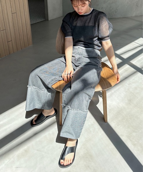 feepur（フェピュール）の「【ハンドウォッシャブル】バイカラーシアーパフニット（ニット/セーター・レディース・ブラック/オフホワイト/グレー・MEDIUM）」の5枚目の写真