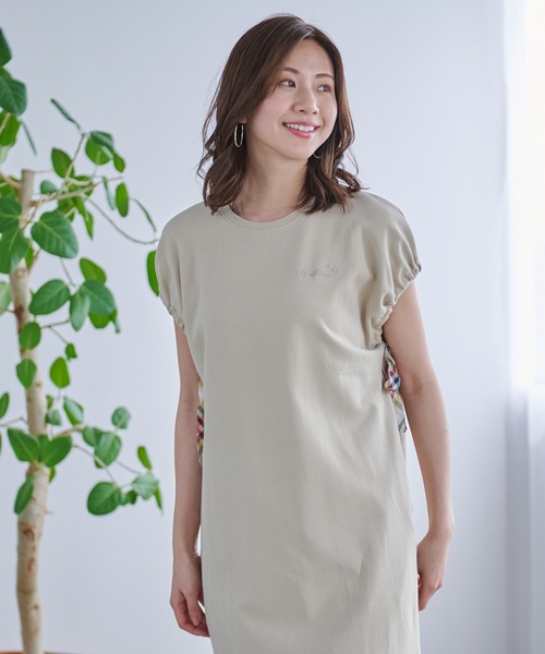 Arnold Palmer（アーノルドパーマー）の「スリーブデザイン シルケットタッチ ワンピース（ワンピース・レディース・チャコールグレー/ベージュ/サックスブルー・M/S/L）」の11枚目の写真