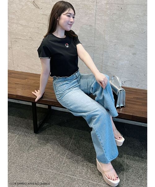 MERCURYDUO（マーキュリーデュオ）の「【ハローキティコラボ】配色ワンポイント刺繍Tシャツ（Tシャツ/カットソー・レディース・オフホワイト/ブラック・FREE）」の18枚目の写真