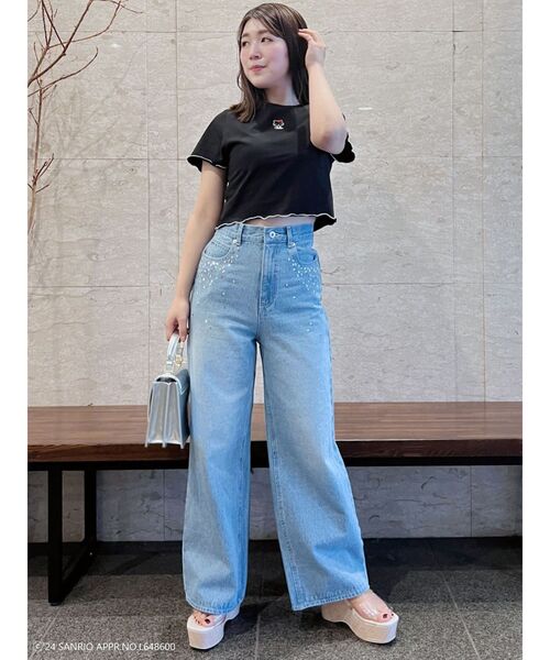 MERCURYDUO（マーキュリーデュオ）の「【ハローキティコラボ】配色ワンポイント刺繍Tシャツ（Tシャツ/カットソー・レディース・オフホワイト/ブラック・FREE）」の20枚目の写真