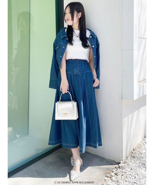 MERCURYDUO（マーキュリーデュオ）の「【ハローキティコラボ】配色ワンポイント刺繍Tシャツ（Tシャツ/カットソー・レディース・オフホワイト/ブラック・FREE）」の22枚目の写真