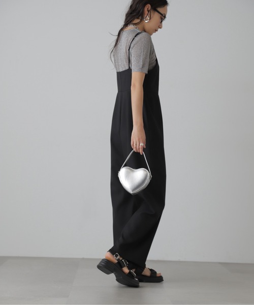 FREE'S MART（フリーズマート）の「◆麻調合繊ダブルストラップコンビネゾン（つなぎ/オールインワン・レディース・ベージュ/ブラック・MEDIUM/SMALL）」の6枚目の写真