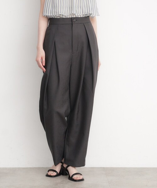 THE SHOP TK (ザ ショップ ティーケー )の「◆【脚長・美シルエット】麻調ハイウエストタックパンツ/洗濯機OK(その他パンツ・レディース・スミクロ/ナチュラル・12/13)」の2枚目の写真