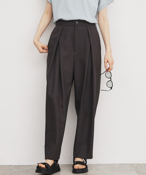 THE SHOP TK (ザ ショップ ティーケー )の「◆【脚長・美シルエット】麻調ハイウエストタックパンツ/洗濯機OK(その他パンツ・レディース・スミクロ/ナチュラル・12/13)」の4枚目の写真