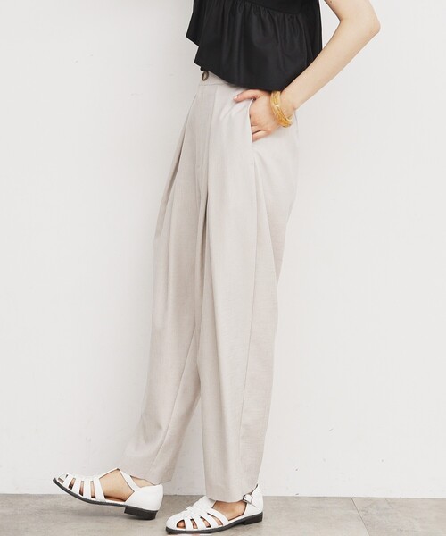 THE SHOP TK (ザ ショップ ティーケー )の「◆【脚長・美シルエット】麻調ハイウエストタックパンツ/洗濯機OK(その他パンツ・レディース・スミクロ/ナチュラル・12/13)」の19枚目の写真