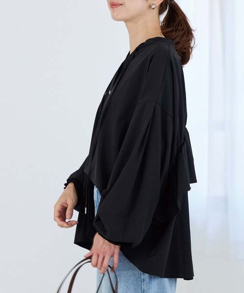 LAVEANGE（ラビアンジェ）の「【洗える】ギャザーフレアブラウス（シャツ/ブラウス・レディース・ボルドー/キャメル/ブラック・M/LL/3L/4L/5L）」の18枚目の写真