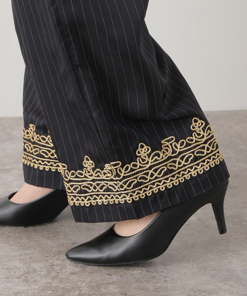 PONTI（ポンティ）の「PONTI SHEER STRIPE FABRIC EMB HEM PANTS PO10012：パンツ（その他パンツ・レディース・ネイビー・SMALL）」の19枚目の写真