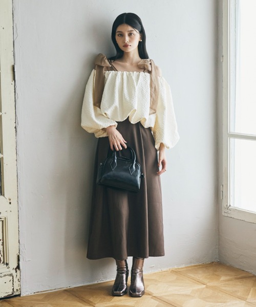 ECREL（エクレール）の「サテンジャガードバルーントップス（シャツ/ブラウス・レディース・アイボリー/ブラック・FREE）」の4枚目の写真