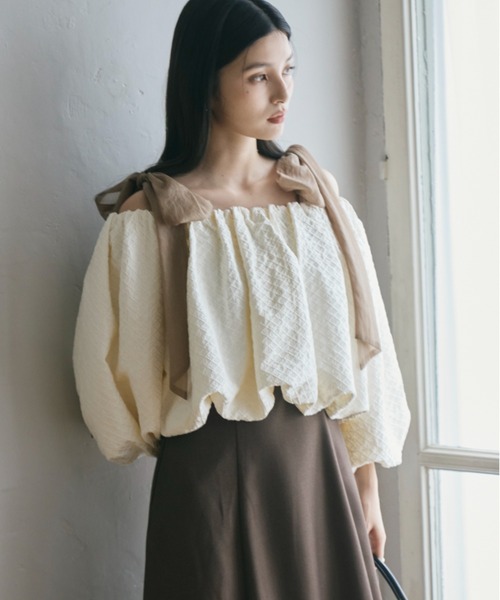 ECREL（エクレール）の「サテンジャガードバルーントップス（シャツ/ブラウス・レディース・アイボリー/ブラック・FREE）」の6枚目の写真