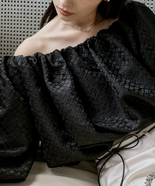 ECREL（エクレール）の「サテンジャガードバルーントップス（シャツ/ブラウス・レディース・アイボリー/ブラック・FREE）」の11枚目の写真