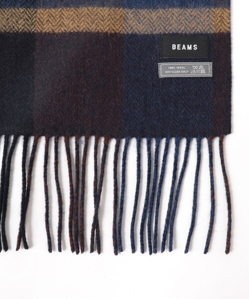 BEAMS(ビームス)の「リバーシブル ブロックチェック マフラー(マフラー・メンズ・チャコールグレー/ブラック/ネイビー・ONE SIZE)」の19枚目の写真