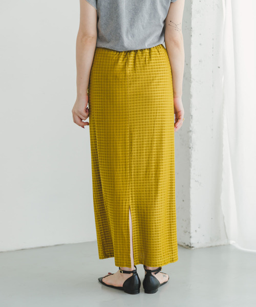 ITEMS URBANRESEARCH（アイテムズ アーバンリサーチ）の「ストレッチチェックタイトスカート（スカート・レディース・ブラック/ブラウン/マスタード・FREE）」の22枚目の写真