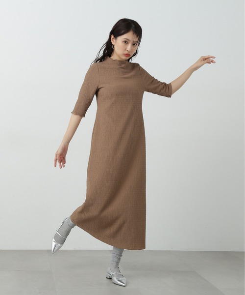 N.(N. Natural Beauty Basic)(エヌエヌナチュラルビューティーベーシック)の「◆楊柳カットロングワンピース(ワンピース・レディース・ブラウン/ブラック・MEDIUM)」の7枚目の写真