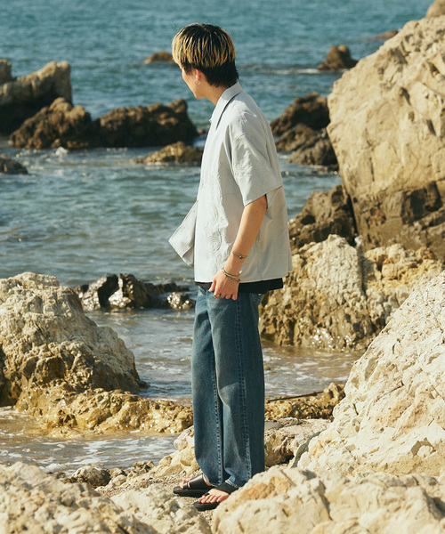 JOURNAL STANDARD relume（ジャーナルスタンダード　レリューム）の「エンブロイダリー ペイズリー 半袖シャツ（シャツ/ブラウス・メンズ・ホワイト/ライトグレー/ブラック/ボルドー・LARGE/MEDIUM）」の22枚目の写真