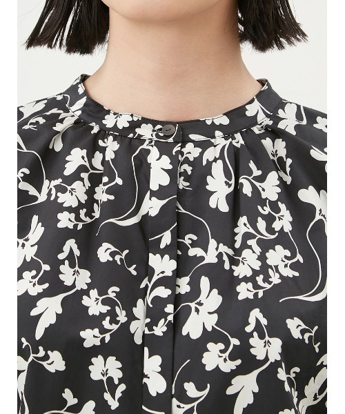 Mila Owen（ミラオーウェン）の「ボリュームスリーブ前後2wayブラウス（シャツ/ブラウス・レディース・その他/ネイビー/ホワイト・0/1）」の7枚目の写真